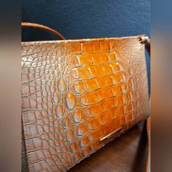 Crossbody - Picture 3 of 14